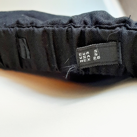 🅱️🅾️G🅾️ Zara red floral embroidery black cotton blouse - Picture 6 of 6